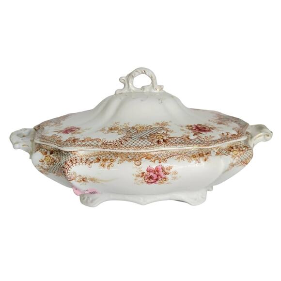 Antique T&R Boote Covered Vegetable Dish Rosebud Semi Porcelain Cottagecore - Picture 1 of 16